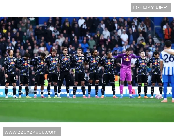 英超焦点战巴黎圣日耳曼大胜曼城乌龙球成比赛转折点分析