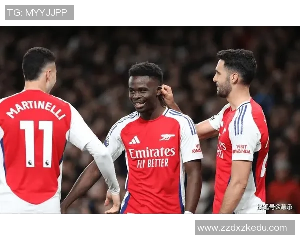 中超激战阿森纳与巴萨握手言和争议判罚引发全场热议 中超激战阿森纳与巴萨握手言和争议判罚引发全场热议