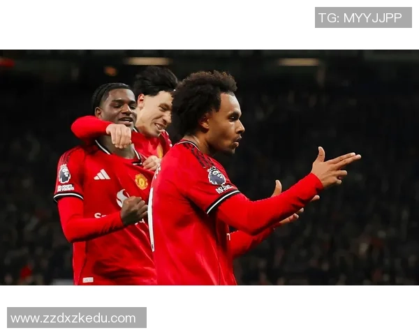 英超激战巴萨大胜曼联点球争议引发全场热议