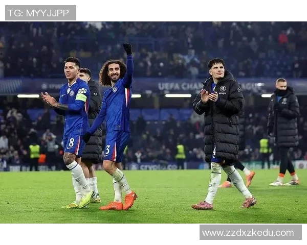 阿森纳在欧联杯中大胜曼城乌龙球引发全场狂欢与转会风波 阿森纳在欧联杯中大胜曼城乌龙球引发全场狂欢与转会风波